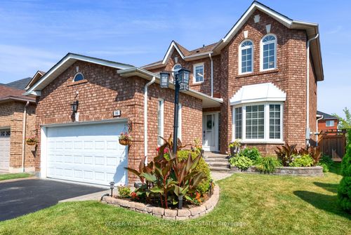 99 Parnell Cres, Whitby, ON, L1R1X1 | Card Image
