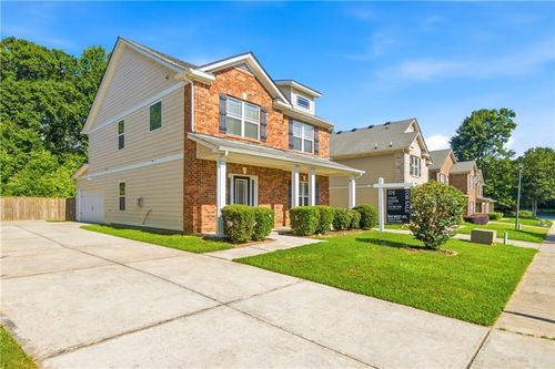 9 Matador Way, Newnan, GA, 30263-1195 | Card Image