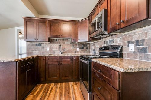 204 W 13th St, Robert Lee, TX, 76945-4936 | Card Image