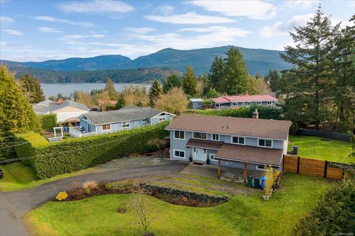 4503 Chestnut Rd, Cowichan Bay, BC, V0R1N2 | Card Image