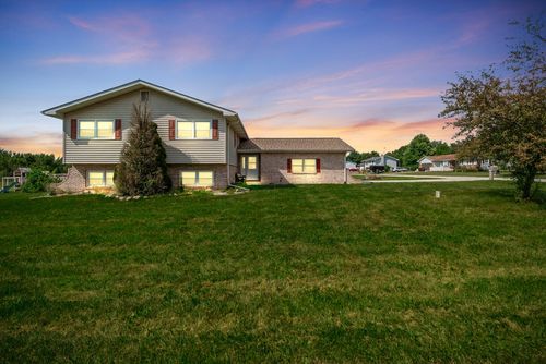 361 Sandwood Ct, Valparaiso, IN, 46383-9774 | Card Image