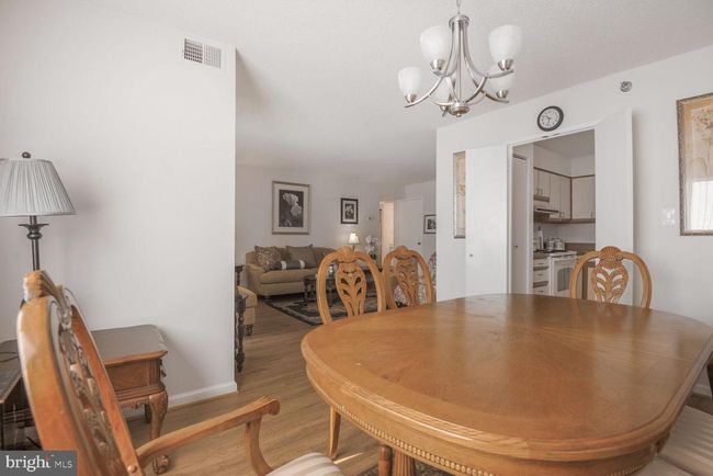 3-125 - 15115 Interlachen Dr, Condo with 1 bedrooms, 1 bathrooms and null parking in SILVER SPRING MD | Image 10