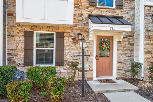 516 Clara Ln, Virginia Beach, VA, 23451-6479 | Card Image