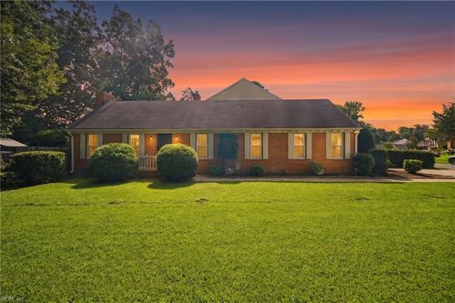 chas-310 Faire Chase, Chesapeake, VA, 23322-7507 | Card Image