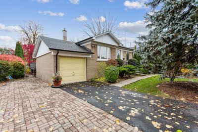 74 Kingswood Rd, House other with 3 bedrooms, 2 bathrooms and 3 parking in Oakville ON | Image 3