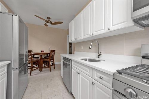 apt-6o-175-06 Devonshire Rd, Jamaica, NY, 11432-2918 | Card Image