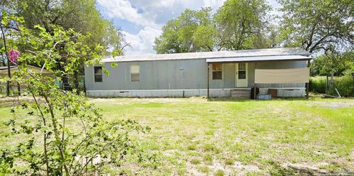 22738 Lazy Stream Dr, Elmendorf, TX, 78112-6047 | Card Image