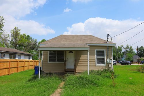 107 Prewitt Ln, West Columbia, TX, 77486-2750 | Card Image