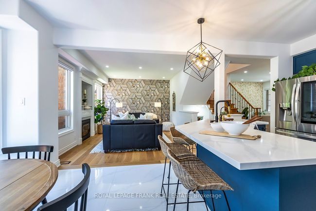 1533 Clearbrook Dr, House other with 5 bedrooms, 4 bathrooms and 2 parking in Oshawa ON | Image 16