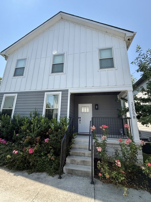 2205B 24th Ave N, Nashville, TN, 37208 | Card Image