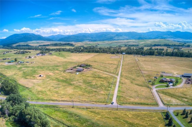 11762 Gooch Hill Rd, House other with 3 bedrooms, 3 bathrooms and null parking in Gallatin Gateway MT | Image 41