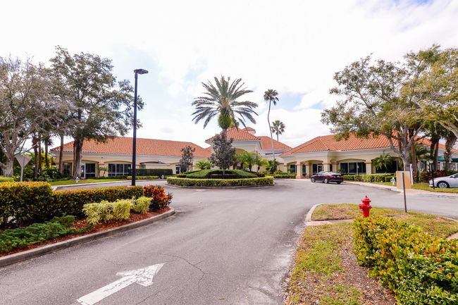 1162 Nw Lombardy Dr, Condo with 2 bedrooms, 2 bathrooms and null parking in Port St Lucie FL | Image 44