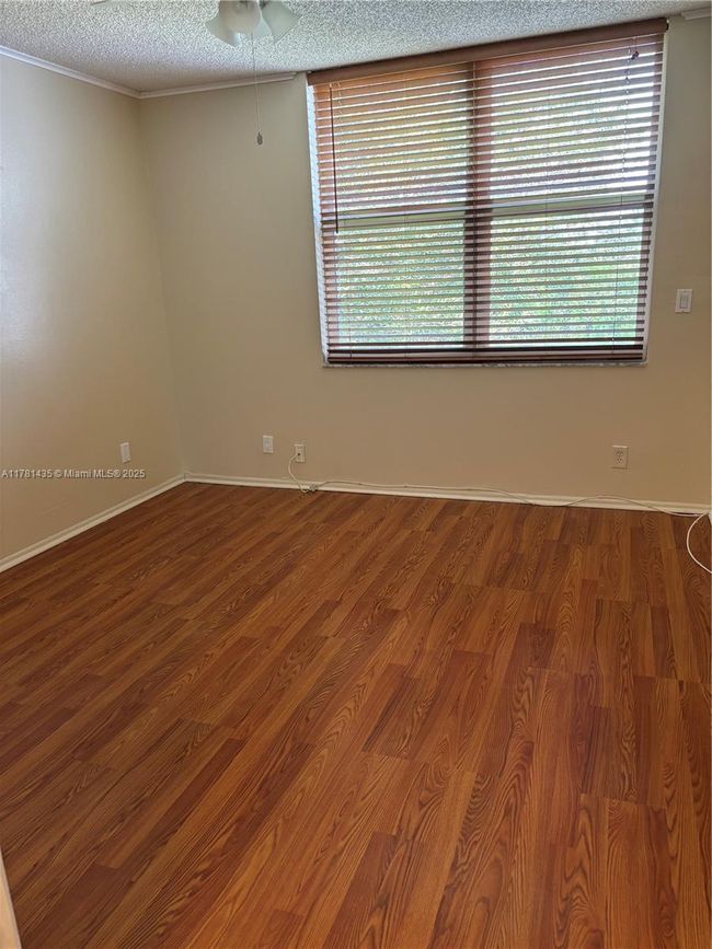 APT-402 - 9421 Evergreen Pl, Condo with 2 bedrooms, 2 bathrooms and null parking in Davie FL | Image 17