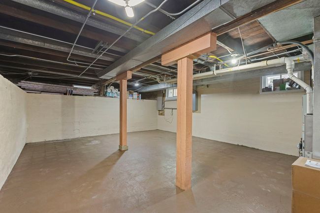 617 W Main St, House other with 4 bedrooms, 2 bathrooms and 8 parking in West Dundee IL | Image 22