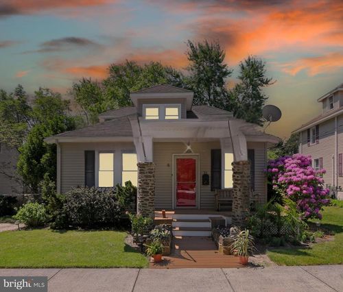 14 E Johnson Ave, Somers Point, NJ, 08244-2614 | Card Image
