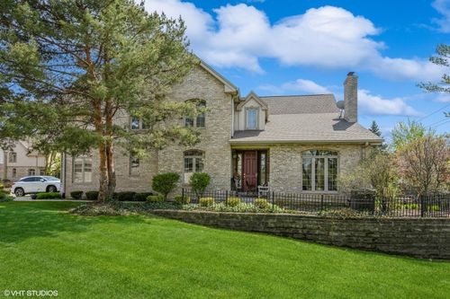 5512 Heritage Ct, Western Springs, IL, 60558-2273 | Card Image