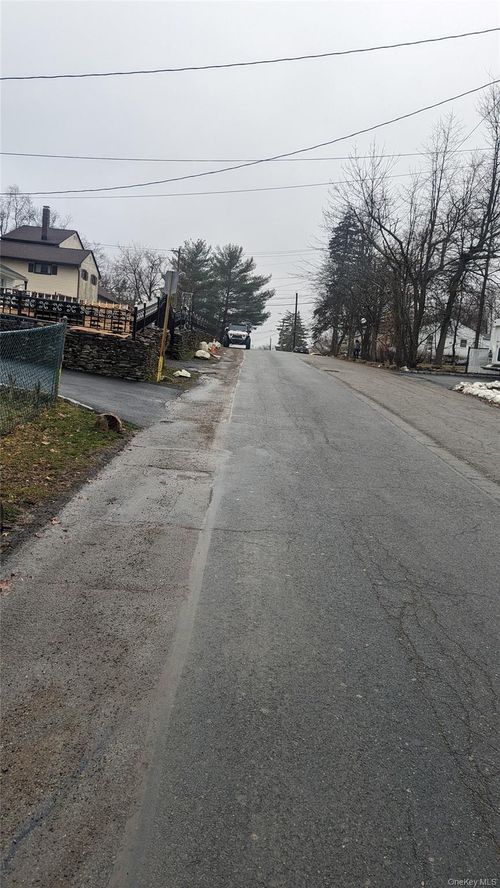 34 E Hickory St, Spring Valley, NY, 10977-4334 | Card Image