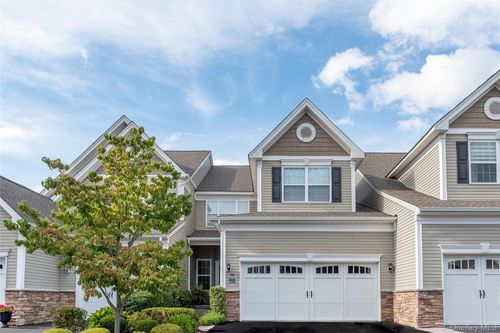 11 Pritchard Court, Fishkill, NY, 12524 | Card Image