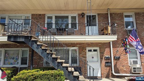 16 Belmont Ave, Wanaque, NJ, 07465 | Card Image