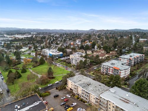 227-1025 Inverness Rd, Saanich, BC, V8X2S2 | Card Image