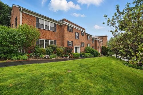 d1-135 S Highland Ave, Ossining, NY, 10562-5858 | Card Image