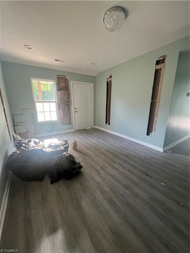 1633 Emerald St, House other with 2 bedrooms, 2 bathrooms and null parking in Winston-Salem NC | Image 4