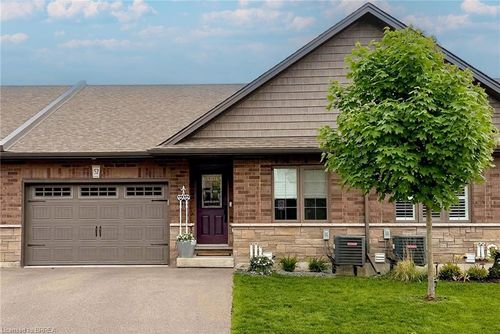 52-29 Schuyler St, Paris, ON, N3L0J2 | Card Image