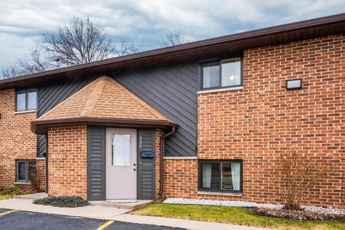 208-637 Meadow Lane, Burlington, WI, 53105 | Card Image