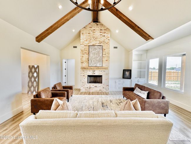 7211 W 12 Th St, House other with 3 bedrooms, 2 bathrooms and null parking in Plainview TX | Image 13