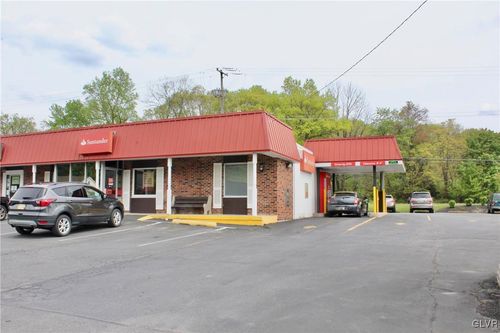 71 Bangor Junction Rd, Bangor, PA, 18013-9314 | Card Image
