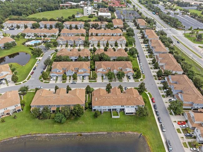 9013 Shepton St, Townhouse with 3 bedrooms, 3 bathrooms and null parking in ORLANDO FL | Image 26