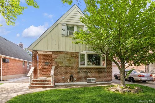 20047 39th Ave, Bayside, NY, 11361-1857 | Card Image