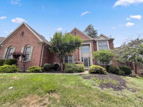 6667 Miami Woods Dr, Loveland, OH, 45140-6121 | Card Image