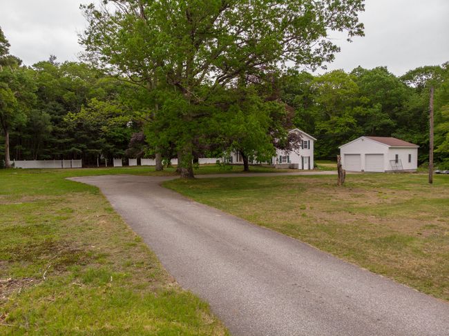 29 Ralph St, House other with 5 bedrooms, 2 bathrooms and null parking in Moosup CT | Image 19