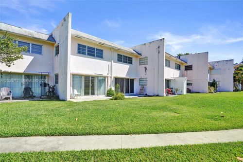 c114-7344 Sw 82nd St, Miami, FL, 33143-7429 | Card Image