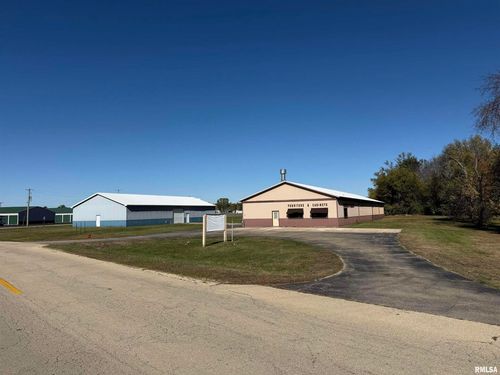 1225 22nd Ave, Fulton, IL, 61252-2104 | Card Image