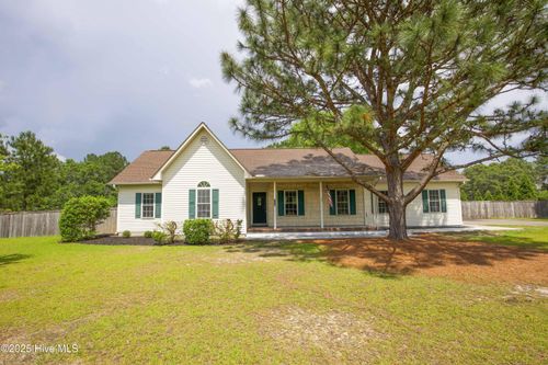 102 Willow Creek Ln, Pinebluff, NC, 28373-8283 | Card Image