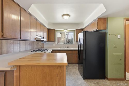 6525 Norton Dr, Troy, MI, 48085-1631 | Card Image