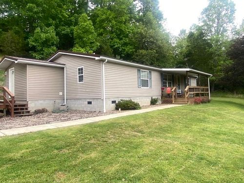 8409 Alley Br, Catlettsburg, KY, 41129-8340 | Card Image