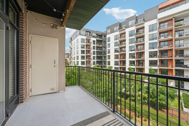 45-web-or-mls-W Lake St 305-S0708-027.jpg | Image 18