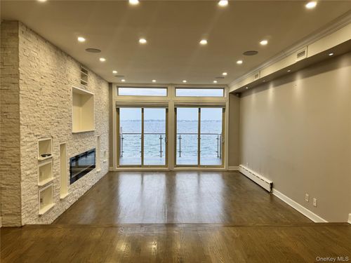 820 Dean Ave, Bronx, NY, 10465-1626 | Card Image