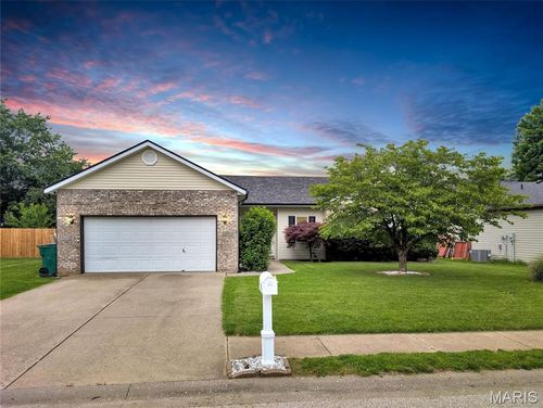 806 Emerald Green Dr, O Fallon, IL, 62269-7224 | Card Image