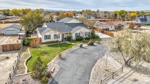 1415 Golden Park Way, Fallon, NV, 89406-5418 | Card Image