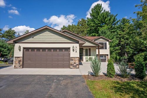 315 Harriman St, Somerset, WI, 54025-9095 | Card Image