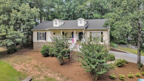 510 Russet Valley Cir, HOOVER, AL, 35244-4200 | Card Image