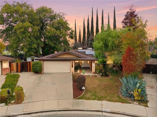 2404 Prestwick Ct, Bakersfield, CA, 93309-4534 | Card Image