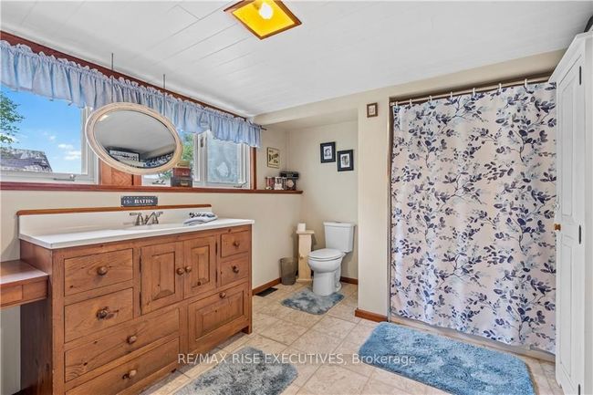 25 Devils Door Rd, House other with 3 bedrooms, 2 bathrooms and 12 parking in Front Yonge ON | Image 18