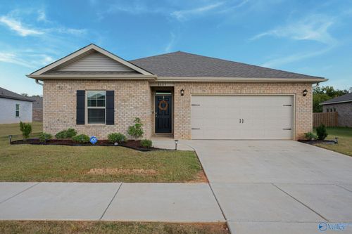 6603 Shearleaf Rd Nw, Huntsville, AL, 35806-4166 | Card Image