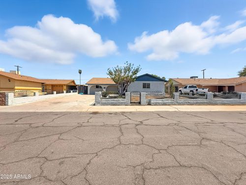 4460 W Avalon Dr, Phoenix, AZ, 85031-3814 | Card Image
