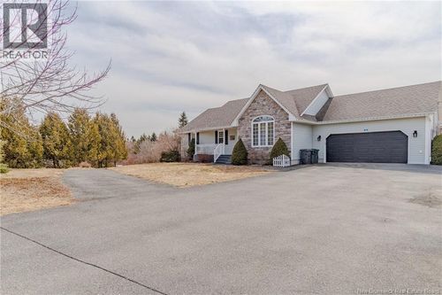 51 Kingsway Dr, Quispamsis, NB, E2G1C1 | Card Image
